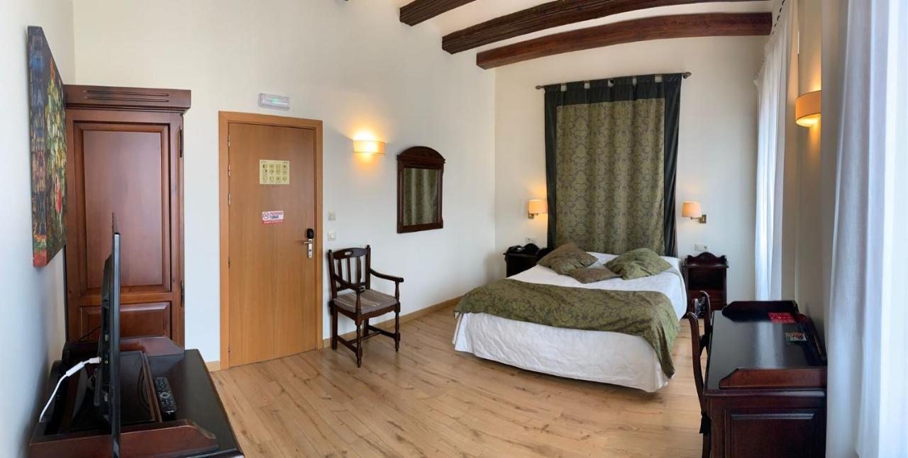 Hotel Cardenal Ram Morella Exterior photo